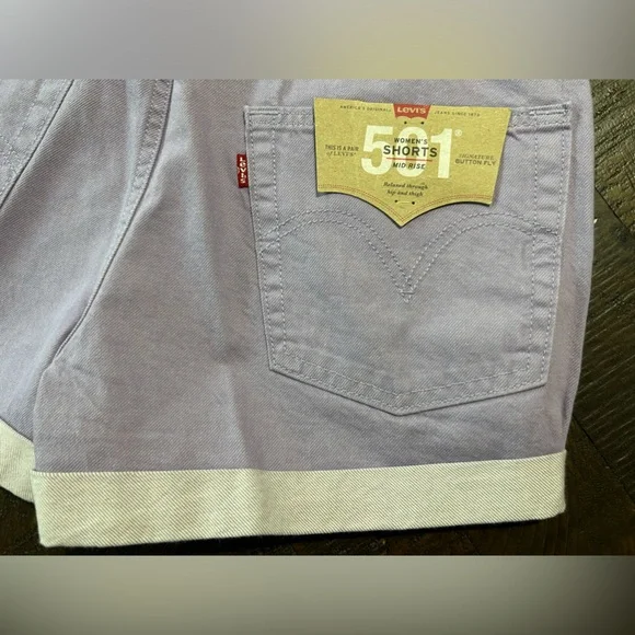 Levi’s Pastel Purple Mid Rise Relaxed Fit Women’s Pocketed Shorts Size W 30 - Picture 6 of 10